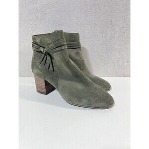 Violet & Red Jenna Green Suede Leather Ankle Booties Sz.‎ 6.5